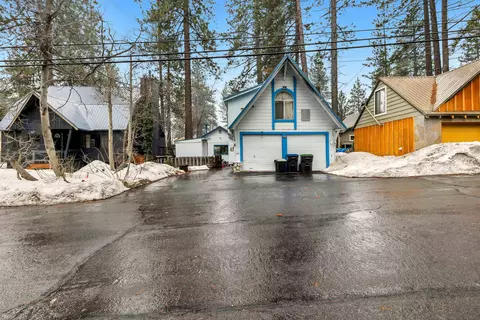 13331 Moraine Rd, Truckee, CA 96161