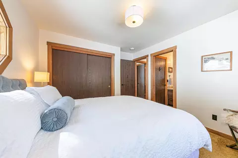 229 Basque, Truckee, CA 96161 photo 15