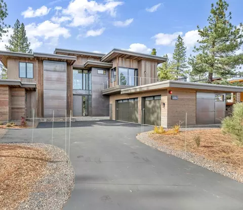 9185 Heartwood Dr, Truckee, CA 96161