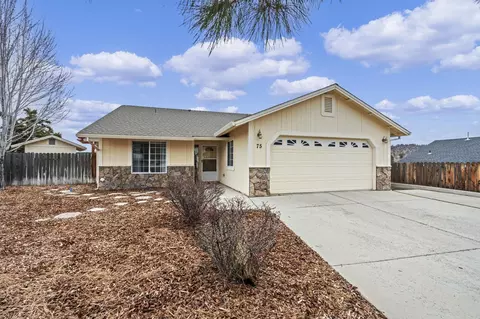 75 Gamble Ct, Susanville, CA 96130