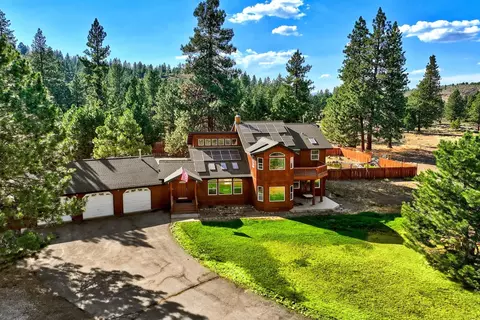 10310 Hirschdale Rd, Truckee, CA 96161