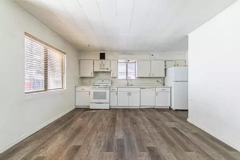 22199 Juniper St, Floriston, CA 96111 photo 7