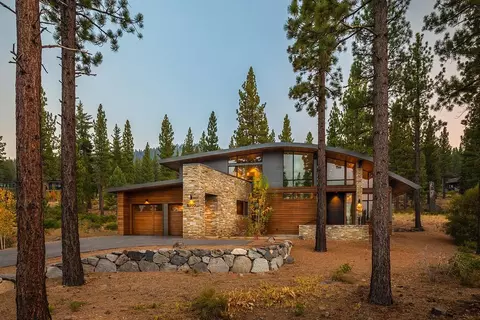 8300 Kenarden Dr, Truckee, CA 96161