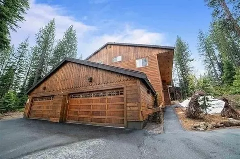 11352 Northwoods Blvd # 4, Truckee, CA 96161