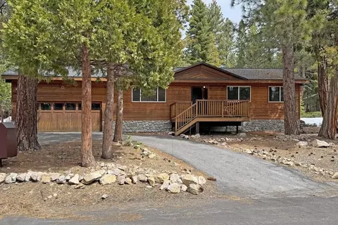 644 Pretoria Rd, Carnelian Bay, CA 96140
