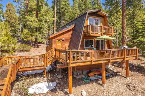 608 Granite Rd, Carnelian Bay, CA 96140