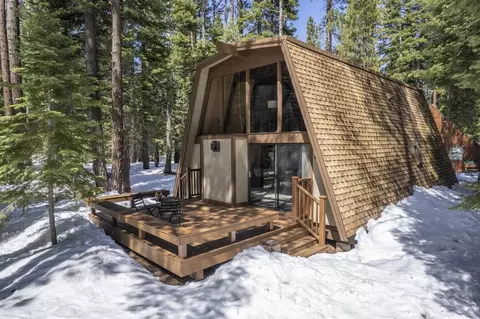 11979 Bernese Ln, Truckee, CA 96161