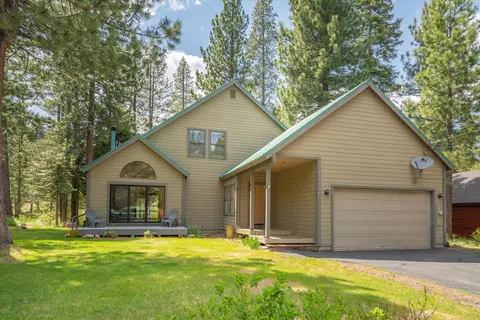 12570 Hillside Dr, Truckee, CA 96161