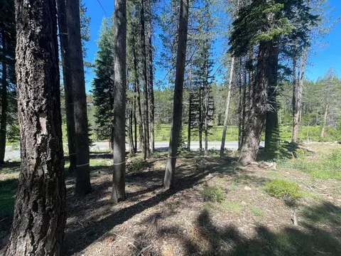 12173 Northwoods Blvd, Truckee, CA 96161