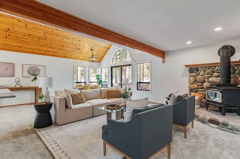 12852 Skiview Loop, Truckee, CA 96161 photo 4