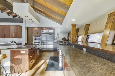125 Basque, Truckee, CA 96161 photo 10