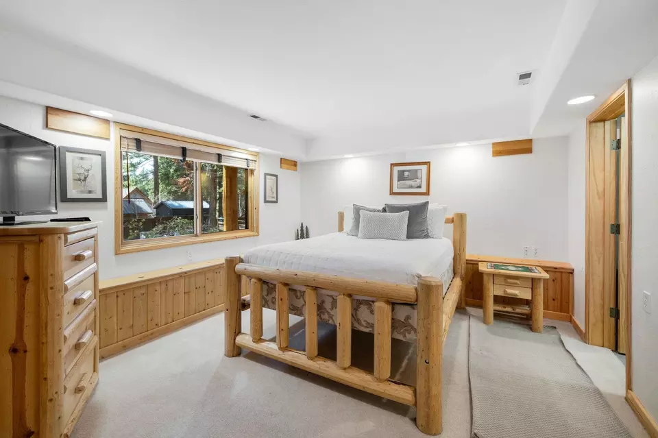 Bedroom - 7883 Mashie Ave, Tahoe Vista, CA 96148 photo 4 of 4