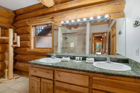 Bath - 7883 Mashie Ave, Tahoe Vista, CA 96148 photo 1 of 4
