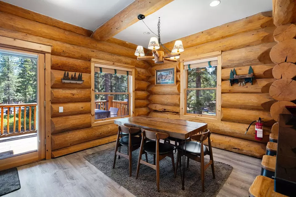 Dining - 7883 Mashie Ave, Tahoe Vista, CA 96148 photo 1 of 1