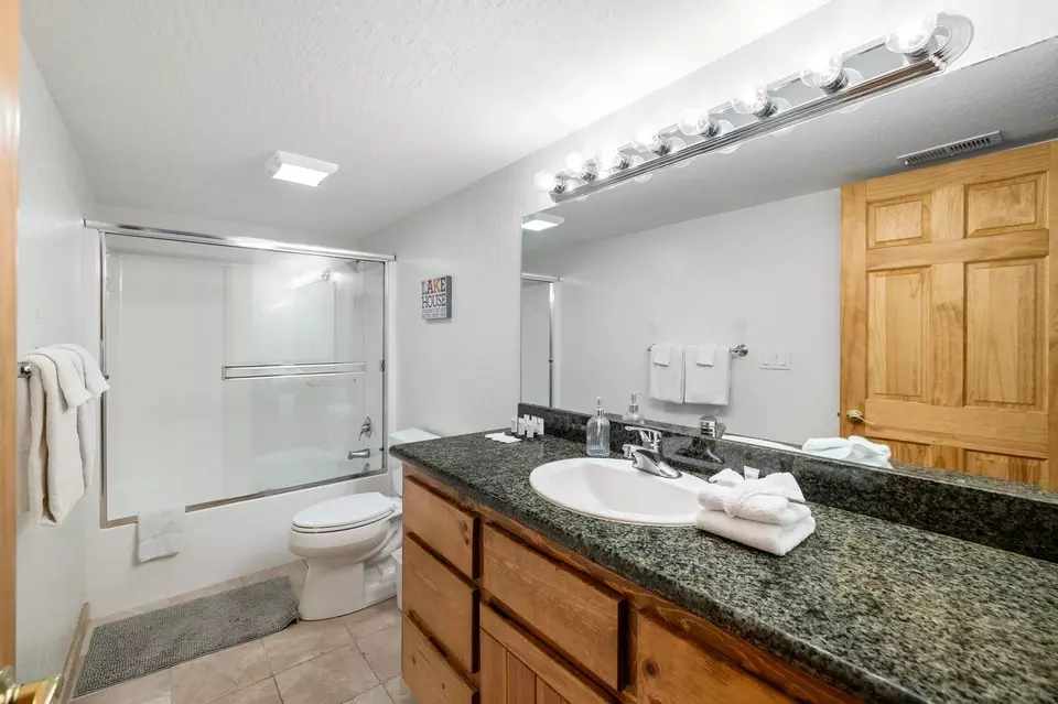 Bath - 7883 Mashie Ave, Tahoe Vista, CA 96148 photo 4 of 4