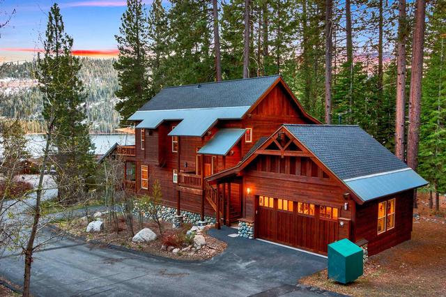 10082 Michaels Way, Truckee, CA 96161