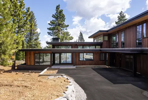 9235 Brae Ct, Truckee, CA 96161 photo 2