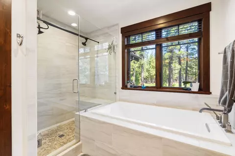 10237 Annies Loop # A5, Truckee, CA 96161 photo 5