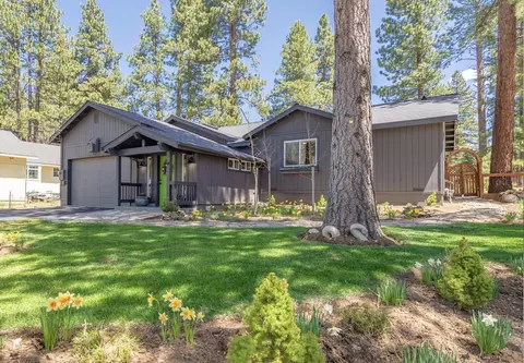 10244 Laburnham Cir, Truckee, CA 96161