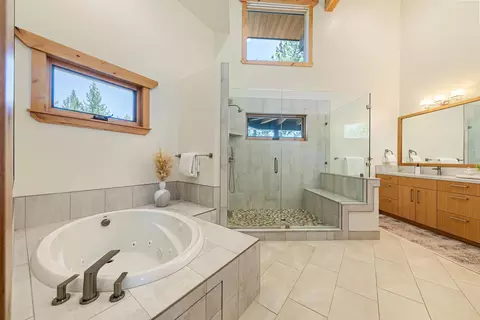 11627 Henness Rd, Truckee, CA 96161 photo 13