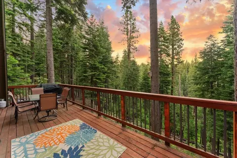 480 Ridge Rd, Carnelian Bay, CA 96140