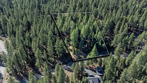 12062 Saddleback Dr, Truckee, CA 96161 photo 2