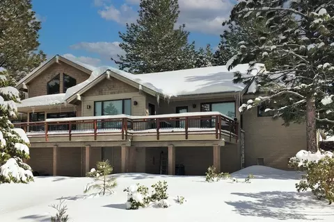 238 Clouds Rst, Portola, CA 96122