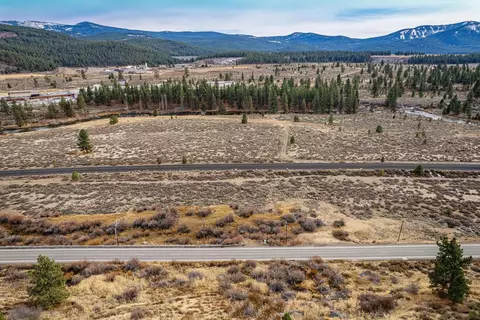 13035 Glenshire Dr, Truckee, CA 96161
