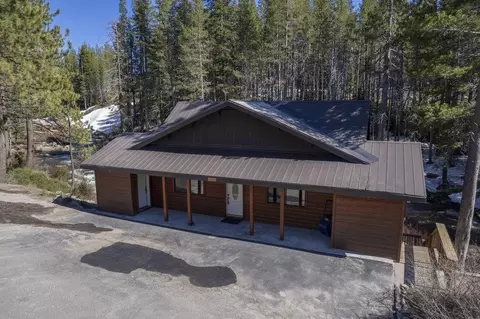 21907 Donner Pass Rd, Soda Springs, CA 95728