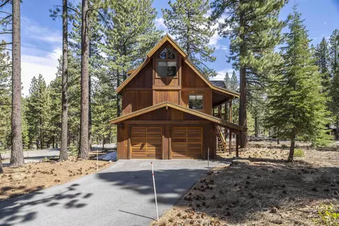 137 Basque, Truckee, CA 96161 photo 2