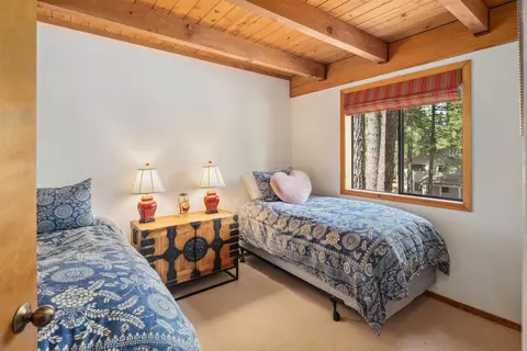 137 Basque, Truckee, CA 96161 photo 16