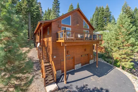 14033 Pathway Ave, Truckee, CA 96161