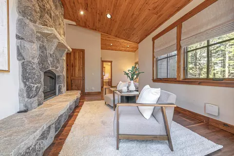 11541 Bottcher Loop, Truckee, CA 96161 photo 14