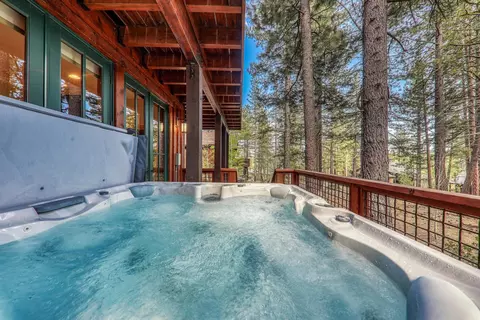 11541 Bottcher Loop, Truckee, CA 96161 photo 24