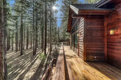 11541 Bottcher Loop, Truckee, CA 96161 photo 28