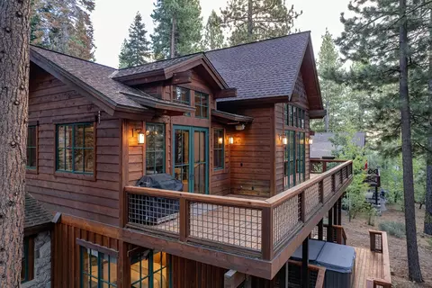 11541 Bottcher Loop, Truckee, CA 96161 photo 27