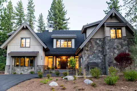 9340 Heartwood Dr, Truckee, CA 96161