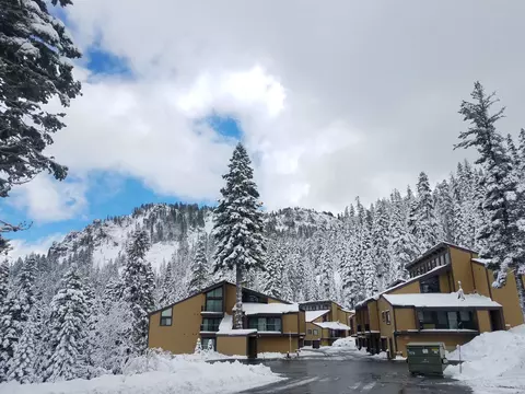 2090 Chalet Rd # 4, Alpine Meadows, CA 96146