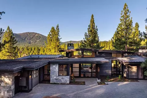 7340 Lahontan Dr, Truckee, CA 96161