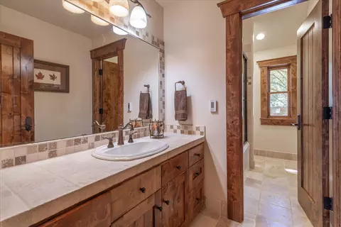 14022 Skiview Loop, Truckee, CA 96161 photo 25