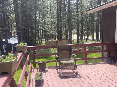Exterior - 302 Mountain View Rd, Calpine, CA 96124 photo 5 of 9