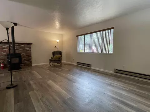 Living - 302 Mountain View Rd, Calpine, CA 96124 photo 2 of 4