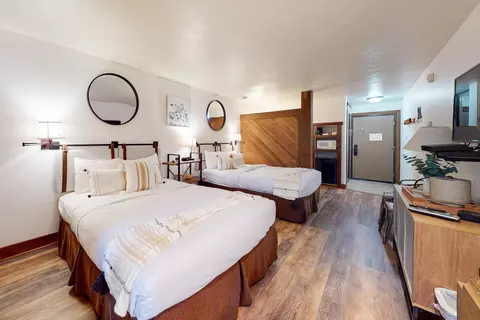 2000 N Village Dr # 202, Truckee, CA 96161