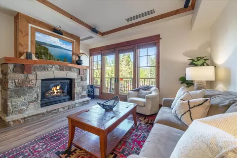 8001 Northstar Dr # 207, Truckee, CA 96161