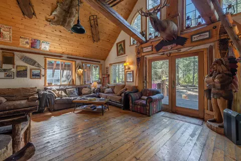 8600 Cold Stream Rd, Truckee, CA 96161 photo 4
