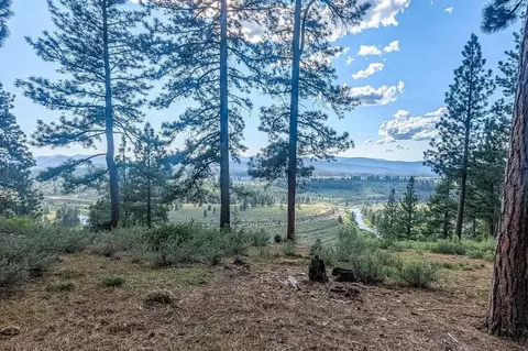 10332 Eton Pl, Truckee, CA 96161