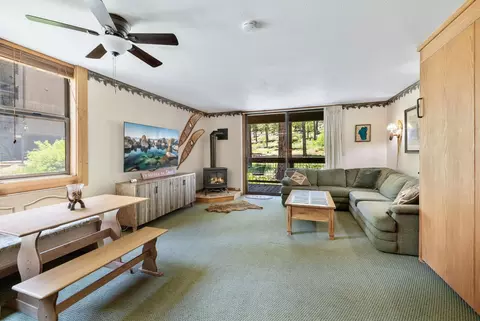 3169 Aspen Grv, Truckee, CA 96161