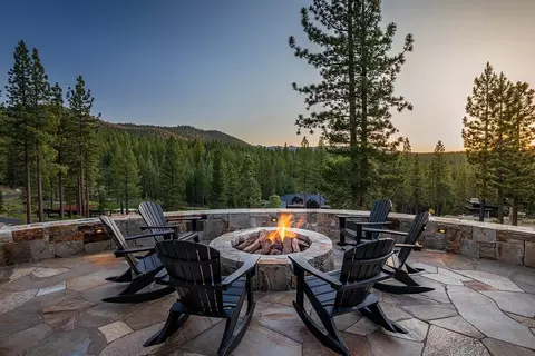 8094 Fallen Leaf Way, Truckee, CA 96161 photo 5