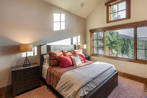 8094 Fallen Leaf Way, Truckee, CA 96161 photo 21