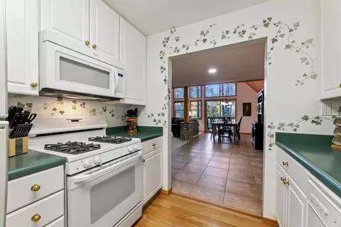 14010 Skiview Loop, Truckee, CA 96161 photo 18